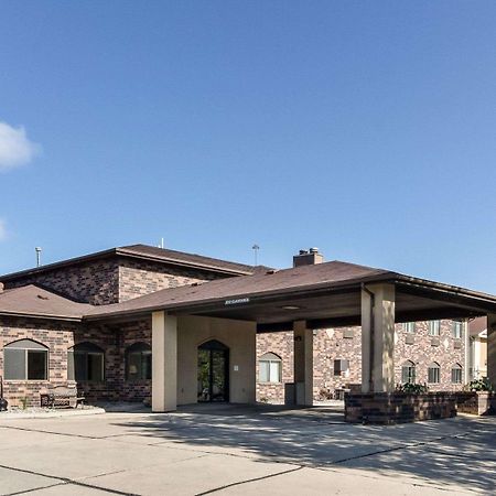 Quality Suites Near West Acres Fargo Buitenkant foto